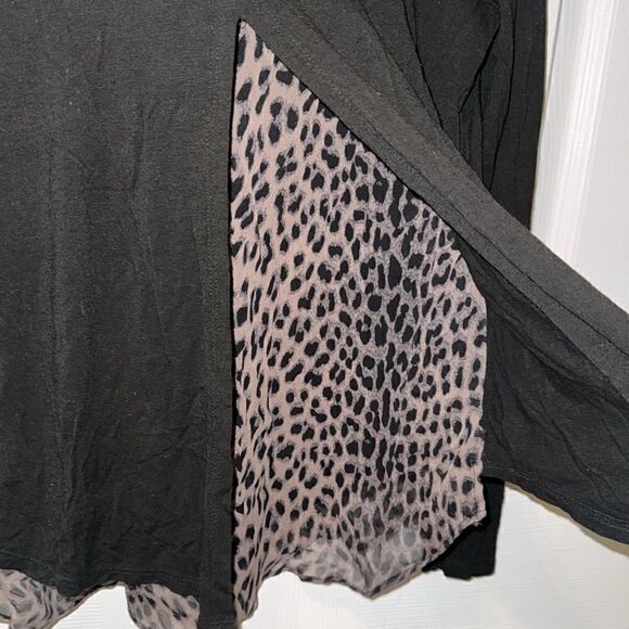 RED HAUTE Top 🐆 - Picture 5 of 5